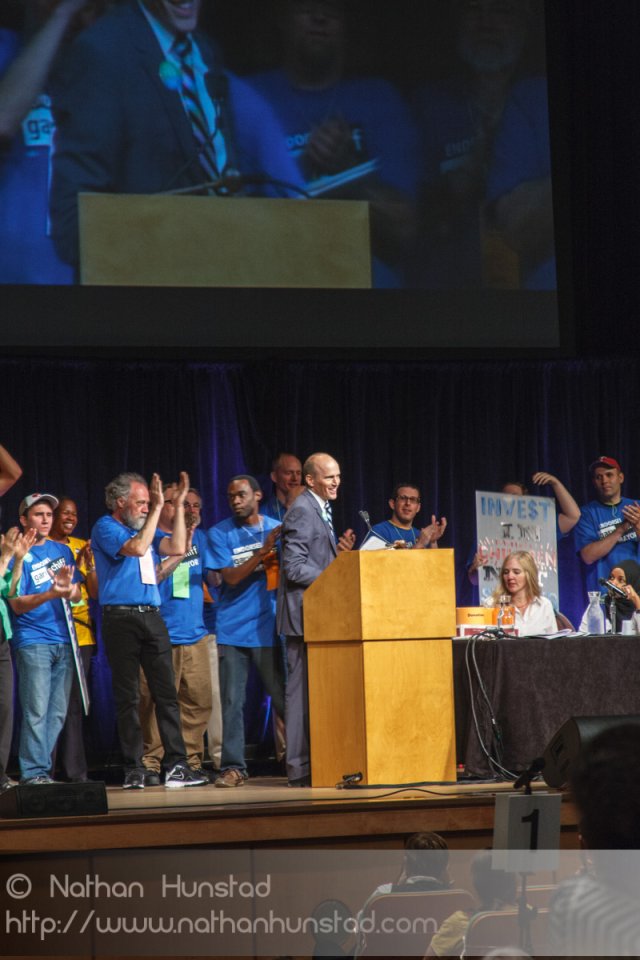 Jim Thomas supporter Nahid Abuelhassan at the 2013 Minneapolis D